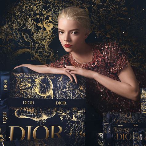 publicidad de christian dior|dior marketing.